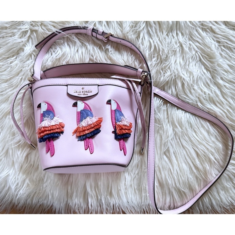 NWT Kate Spade New York Pippa Flock Party Parrot Small Bucket Crossbody Purse​ - Picture 2 of 10
